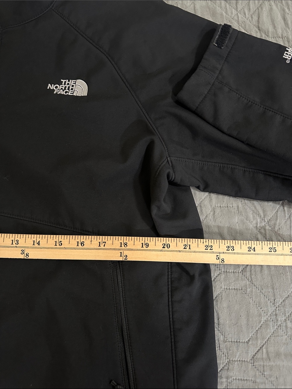 The north face Jacket Men’s Size Large Black - Picture 2 of 6